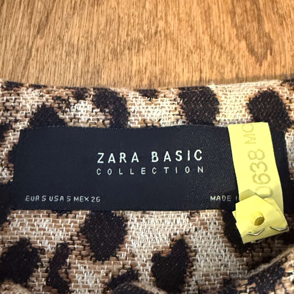 Zara Basic Women's Leopard Print Winter Jacket - image 7